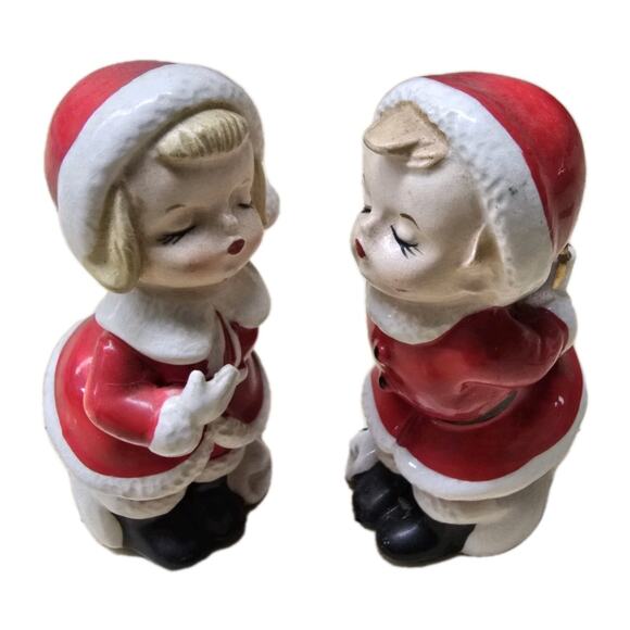 Vintage Kissing Santa Boy & Girl Santa Claus Porcelain Figurines SR Japan - Picture 1 of 8